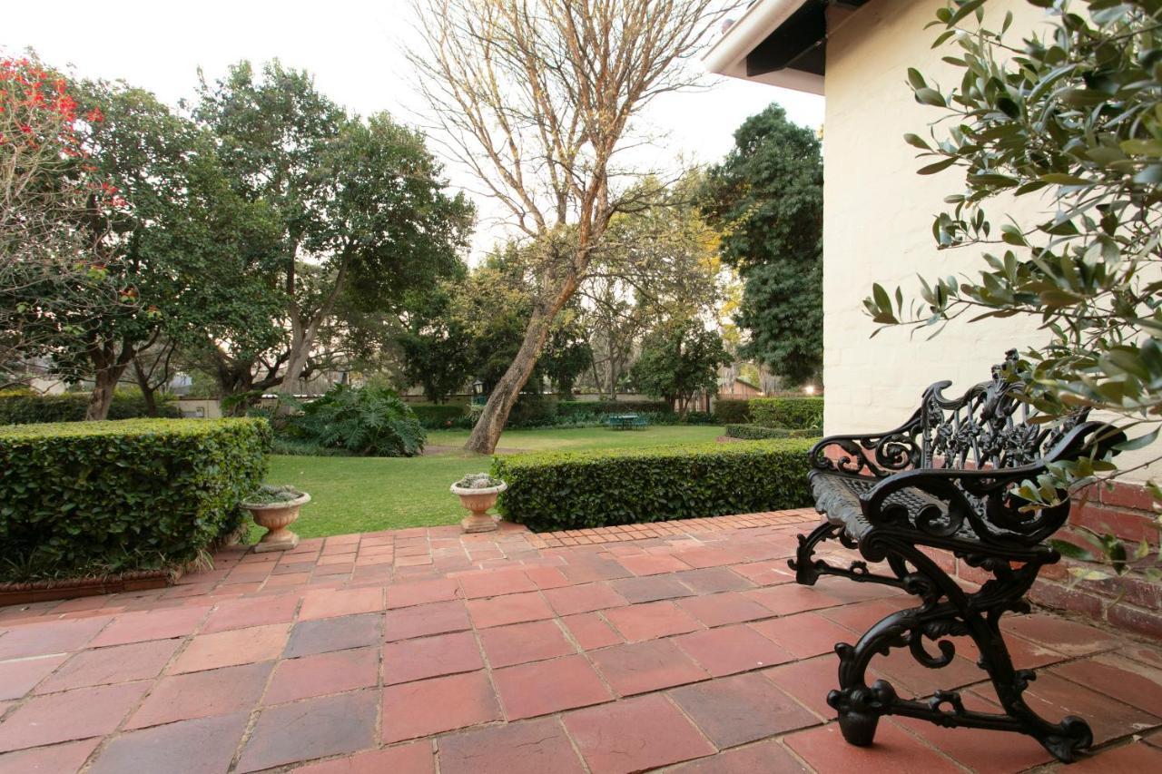 Brooklyn Manor Hotel Pretoria-Noord Buitenkant foto