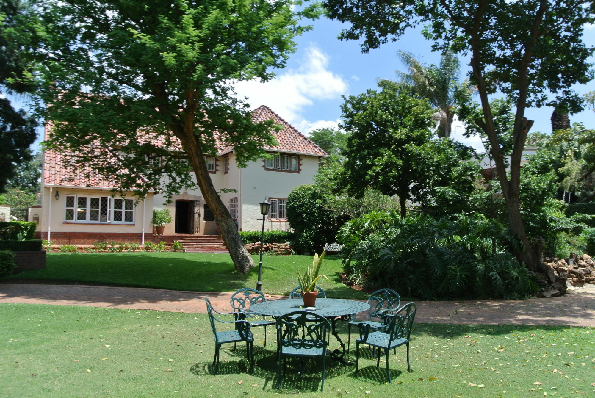 Brooklyn Manor Hotel Pretoria-Noord Buitenkant foto