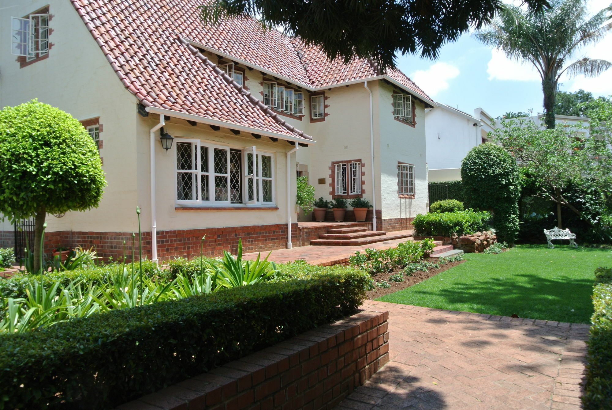 Brooklyn Manor Hotel Pretoria-Noord Buitenkant foto